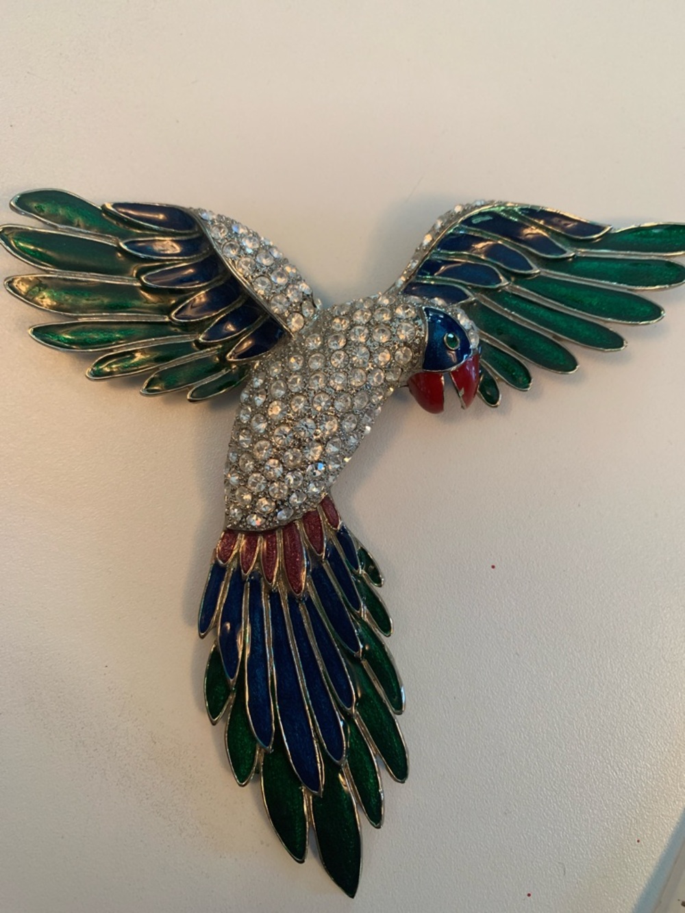 Vintage Parrot Brooch - Green Blue Multi-Color Accent - Picture 3 of 3